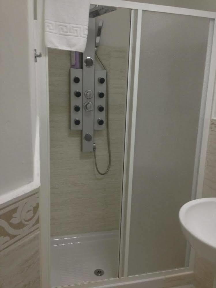 Vatican Rooms Accommodation Рим Екстер'єр фото