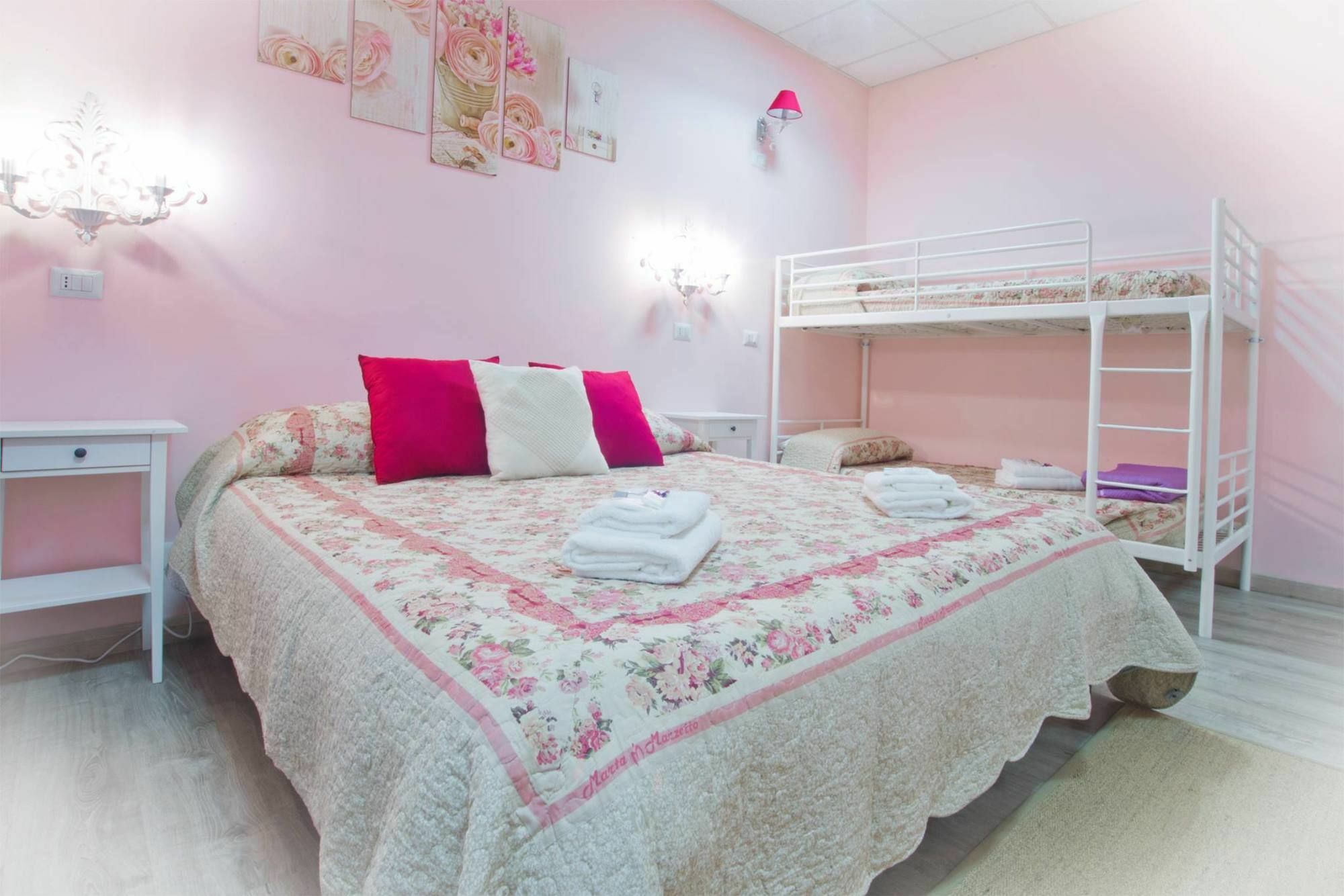 Vatican Rooms Accommodation Рим Екстер'єр фото